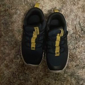 Toddler boy shoes size 10
